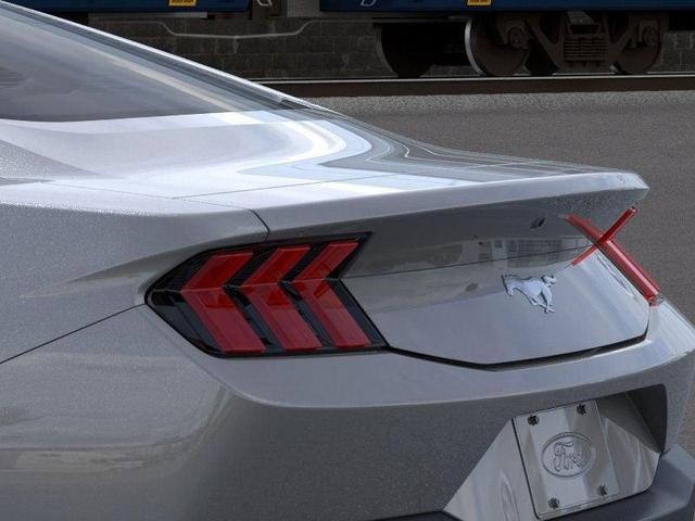 Photo of 2025 Gray Metallic Ford Mustang