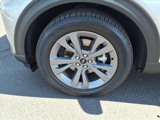 Photo of 2022 Iconic Silver Ford Explorer