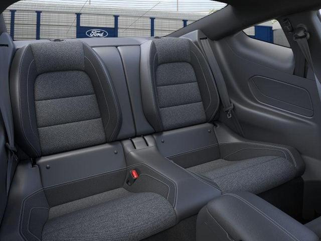 Photo of 2025 Oxford White Ford Mustang