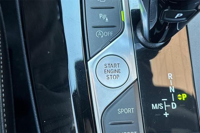 Photo of 2024 Phytonic Blue Metallic BMW X3