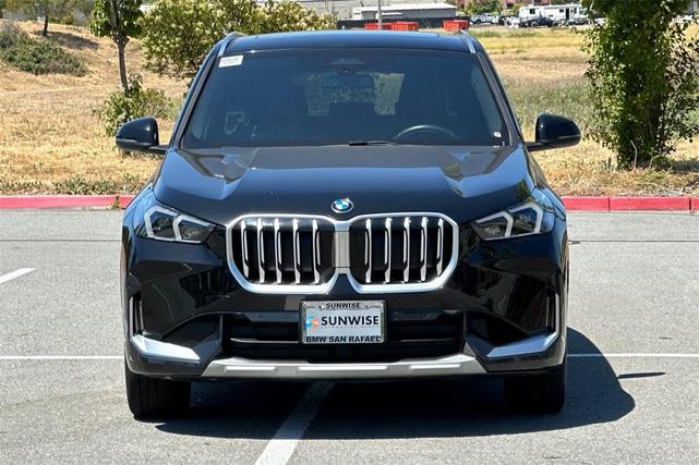 Photo of 2025 Black Sapphire BMW X1