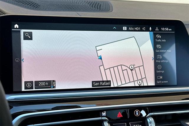 Photo of 2023 Mineral White Metallic BMW X5 PHEV