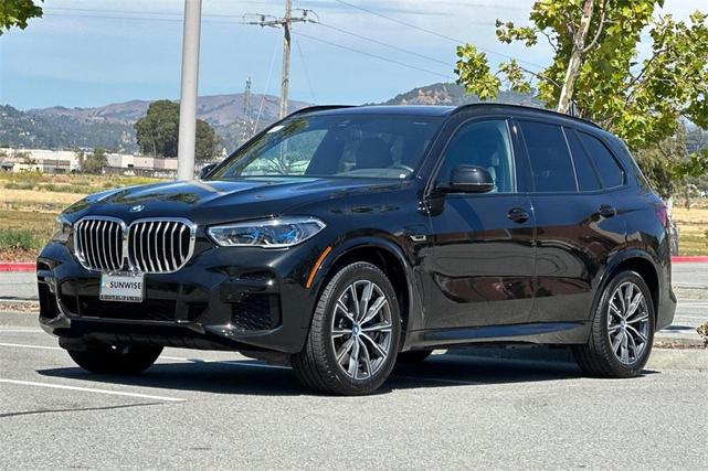 Photo of 2022 Black Sapphire Metallic BMW X5 PHEV
