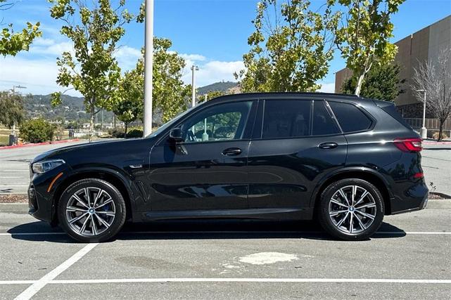 Photo of 2022 Black Sapphire Metallic BMW X5 PHEV