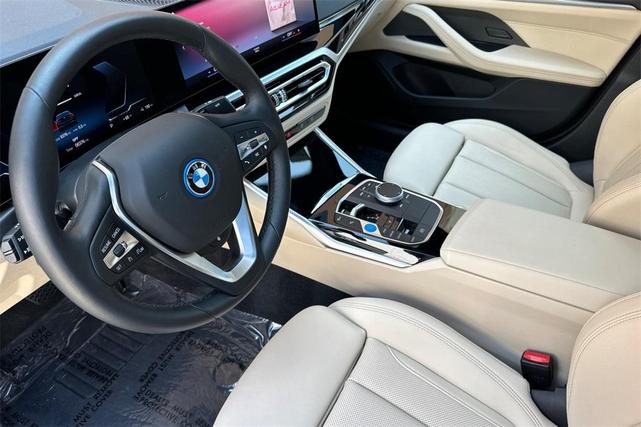Photo of 2023 Black Sapphire Metallic BMW i4 Gran Coupe