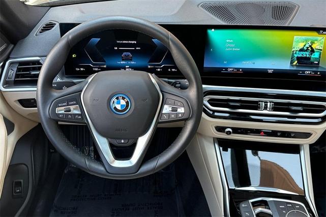 Photo of 2023 Black Sapphire Metallic BMW i4 Gran Coupe