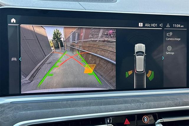 Photo of 2022 Alpine White BMW X5 PHEV