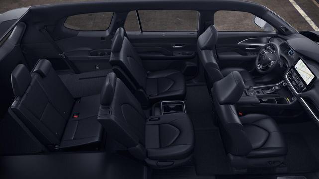 Photo of 2026 Midnight Black Metallic Toyota Grand Highlander