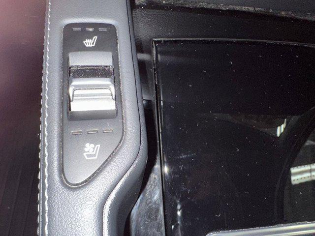 Photo of 2022 Dark Moss Kia Telluride