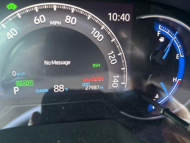Photo of 2022 Blizzard Pearl Toyota RAV4 Hybrid