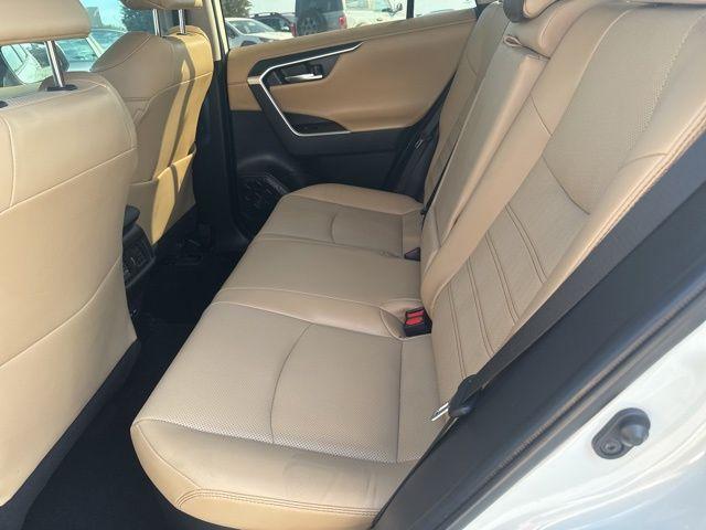 Photo of 2022 Blizzard Pearl Toyota RAV4 Hybrid