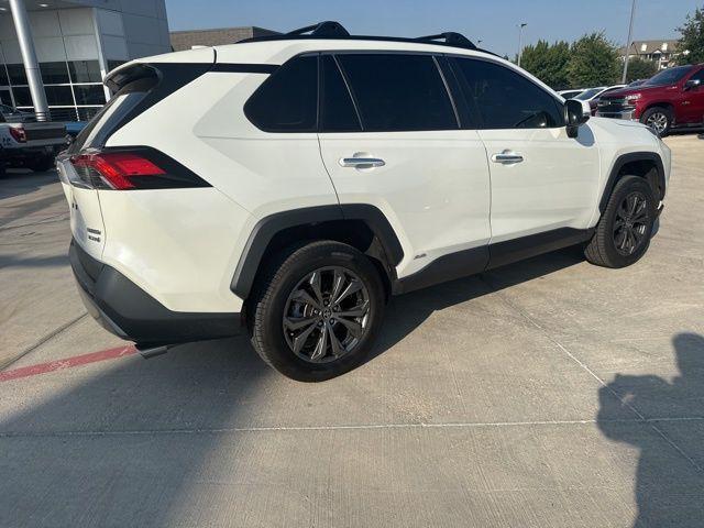 Photo of 2022 Blizzard Pearl Toyota RAV4 Hybrid