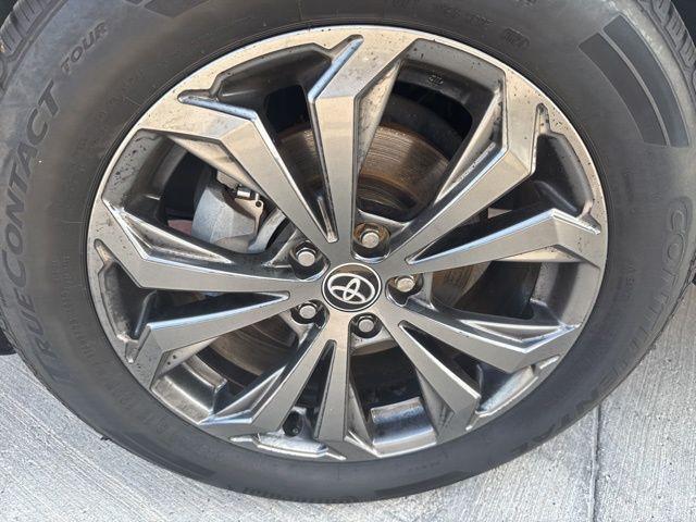 Photo of 2022 Blizzard Pearl Toyota RAV4 Hybrid