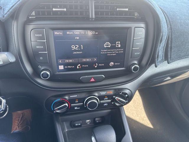 Photo of 2025 Mars Orange Kia Soul