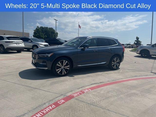 Photo of 2022 Denim Blue Metallic Volvo XC60