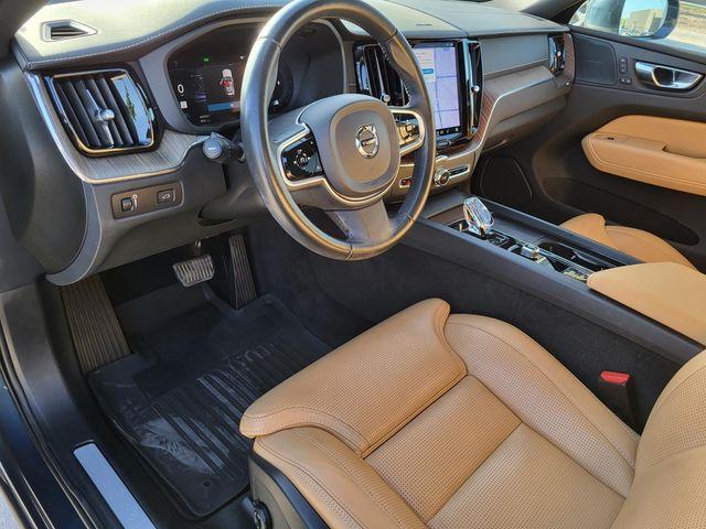 Photo of 2022 Denim Blue Metallic Volvo XC60