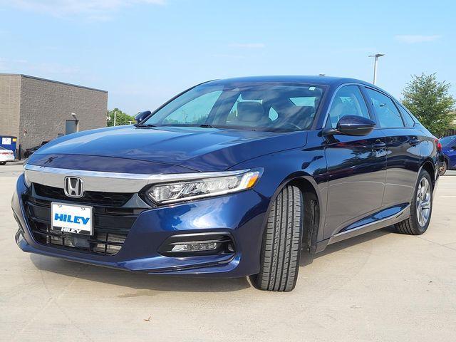 Photo of 2020 Still Night Pearl Honda Accord