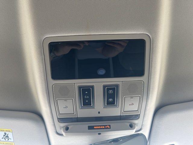 Photo of 2024 Fuji White Land Rover Defender