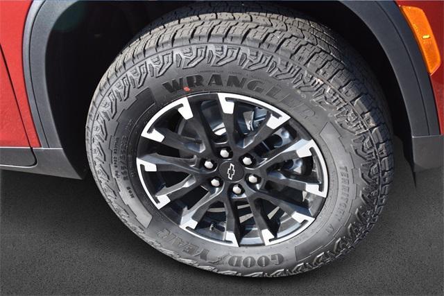 Photo of 2025 Radiant Red Chevrolet Traverse