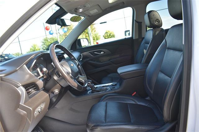 Photo of 2021 Summit White Chevrolet Traverse
