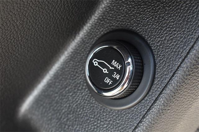 Photo of 2021 Summit White Chevrolet Traverse