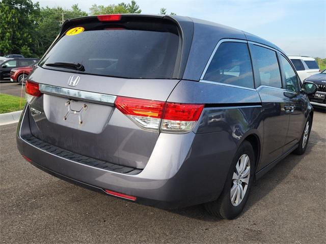 Photo of 2015 White Diamond Pearl Honda Odyssey