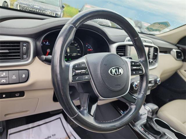 Photo of 2019 Blaze Blue Kia Sorento