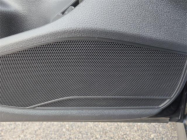 Photo of 2017 Deep Black Volkswagen Passat
