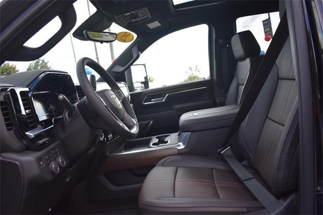 Photo of 2025 Black Chevrolet Silverado 2500