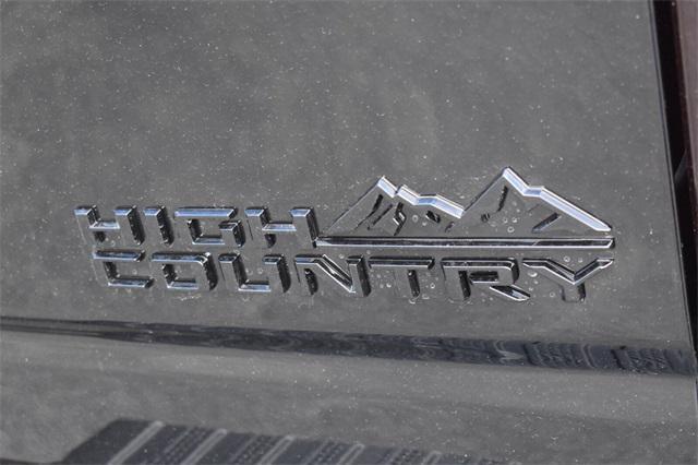 Photo of 2025 Black Chevrolet Silverado 2500