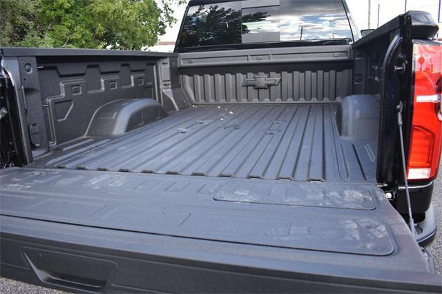 Photo of 2025 Black Chevrolet Silverado 2500