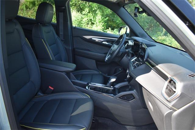 Photo of 2025 Cacti Green Chevrolet Trailblazer