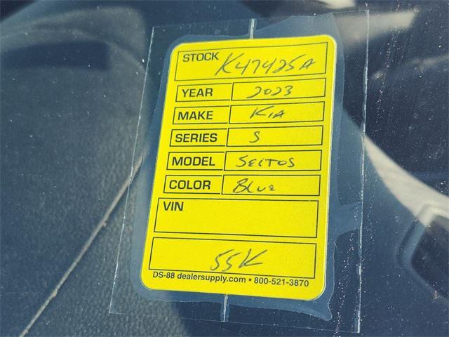 Photo of 2023 Dark Ocean Blue/White Roof Kia Seltos