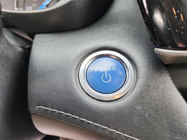 Photo of 2020 Celestial Silver Toyota Highlander Hybrid