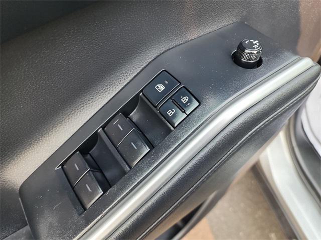 Photo of 2020 Celestial Silver Toyota Highlander Hybrid