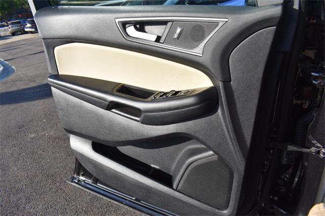 Photo of 2020 Black Ford Edge