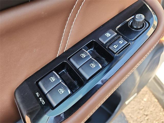 Photo of 2019 Crystal White Subaru Outback