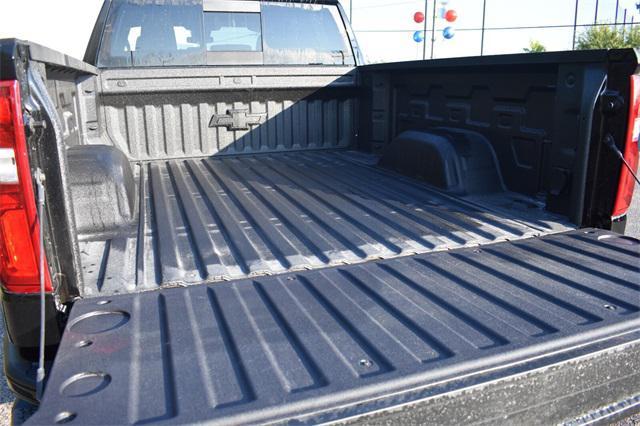 Photo of 2026 Black Chevrolet Silverado 1500