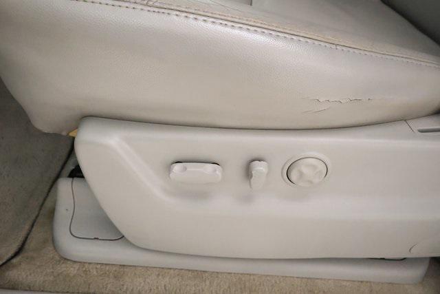 Photo of 2007 Summit White Chevrolet Avalanche