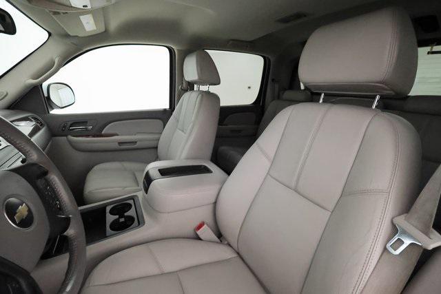 Photo of 2007 Summit White Chevrolet Avalanche