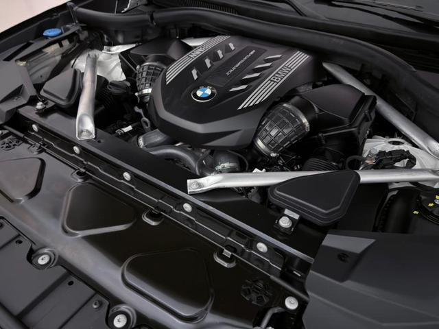 Photo of 2020 White BMW X5