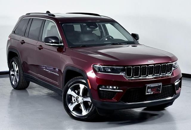 Photo of 2022 Red Jeep Grand Cherokee 4xe