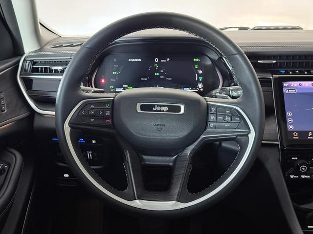 Photo of 2022 Red Jeep Grand Cherokee 4xe
