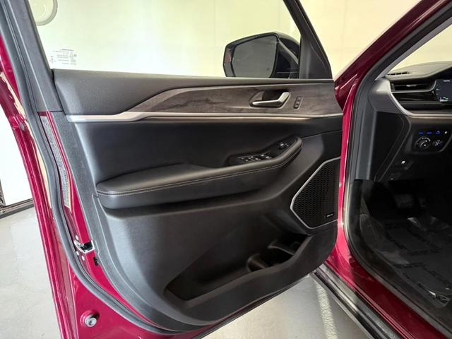 Photo of 2022 Red Jeep Grand Cherokee 4xe