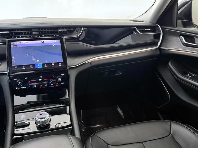 Photo of 2022 Red Jeep Grand Cherokee 4xe
