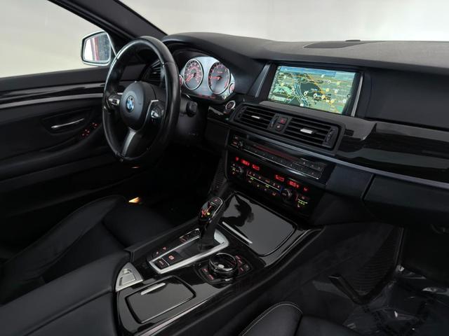 Photo of 2014 Silver BMW 535