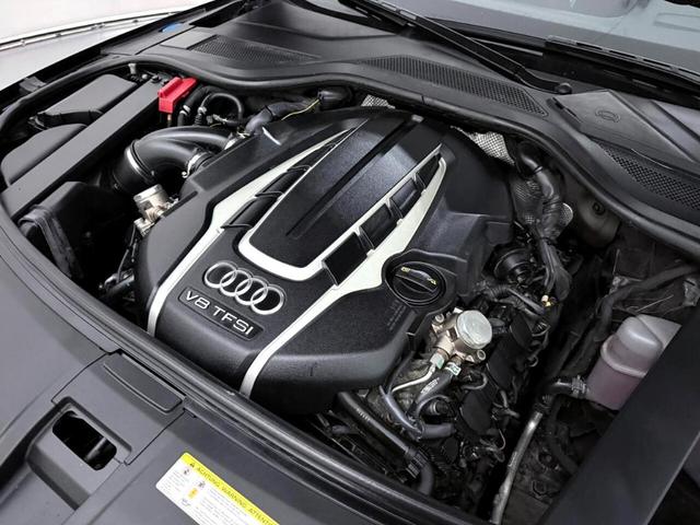 Photo of 2018 Mythos Black Metallic Audi A8