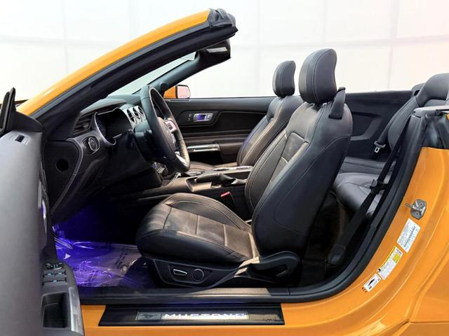 Photo of 2018 Orange Ford Mustang