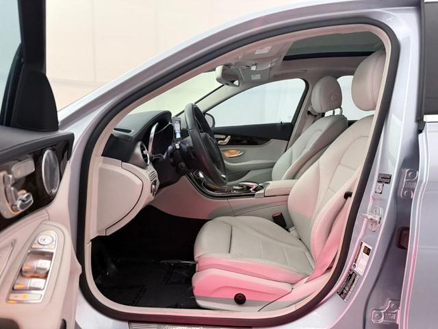 Photo of 2015 Silver Mercedes-Benz C-Class