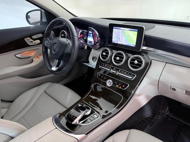 Photo of 2015 Silver Mercedes-Benz C-Class